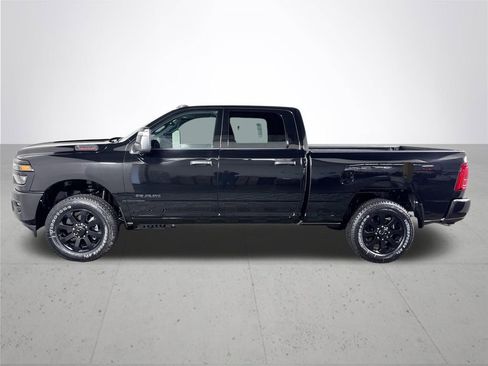 New 2026 RAM 3500 Big Horn AWD/4WD image 9