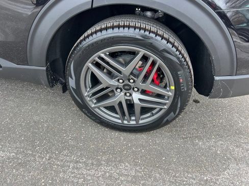 New 2026 Ford Explorer ST w/ Sun And Sound Package image 33