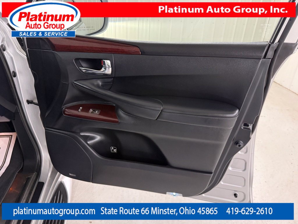 Used 2014 Lexus LX 570 4WD w/ Luxury Package image 64