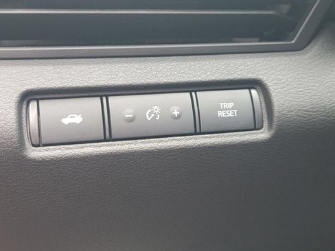 Used 2023 Nissan Altima 2.5 SV FWD image 32
