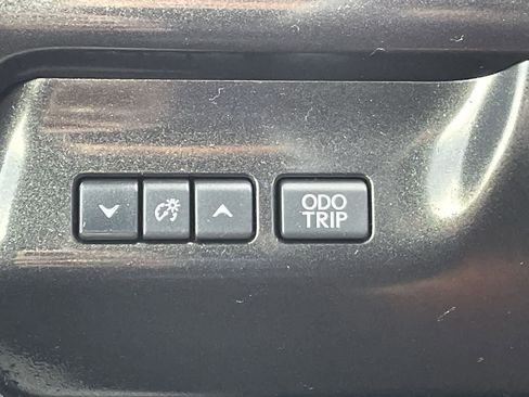 Used 2025 Lexus UX 300h AWD image 29