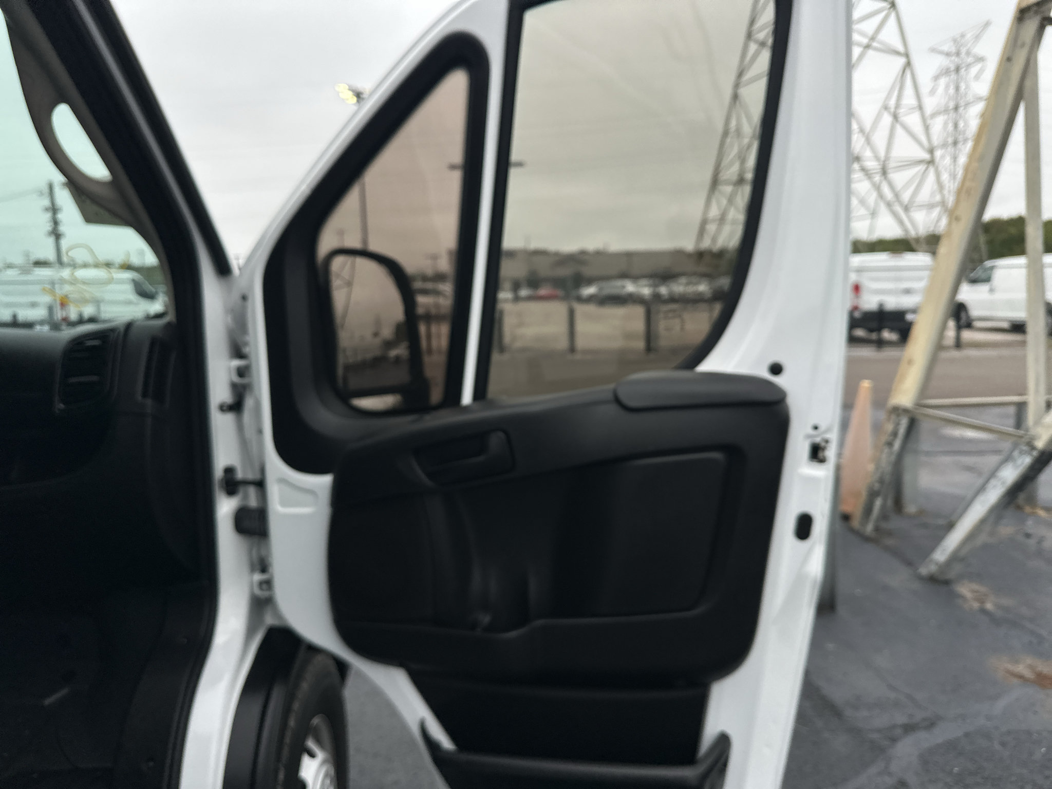 Used 2023 RAM ProMaster 3500 FWD image 16