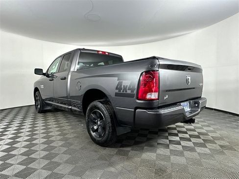 Used 2017 RAM 1500 Express image 9