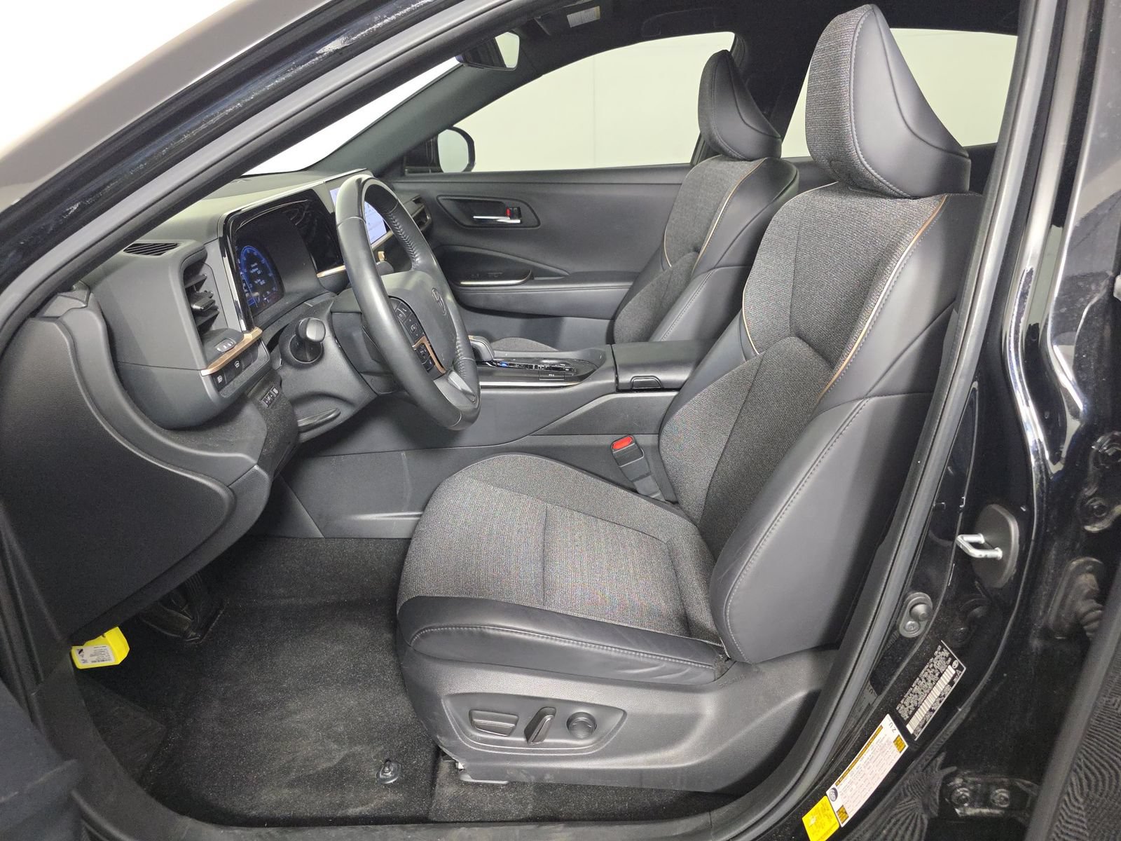 Certified 2023 Toyota Crown w/ Carpet Mat Package (TMS) AWD/4WD image 48