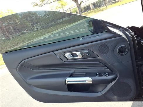 Used 2025 Ford Mustang GT Premium w/ GT Performance Package image 16