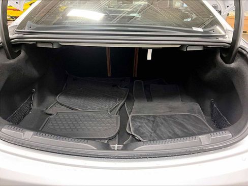 Used 2020 Mercedes-Benz E 450 Coupe image 38