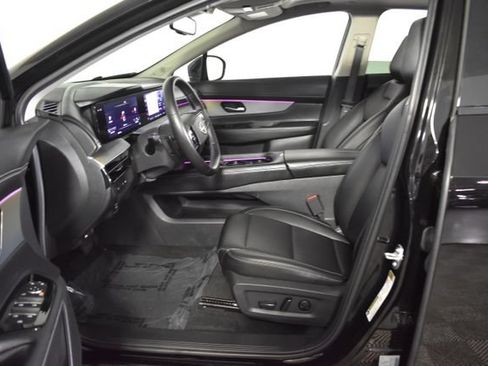 Certified 2025 Nissan Murano SL AWD/4WD image 11