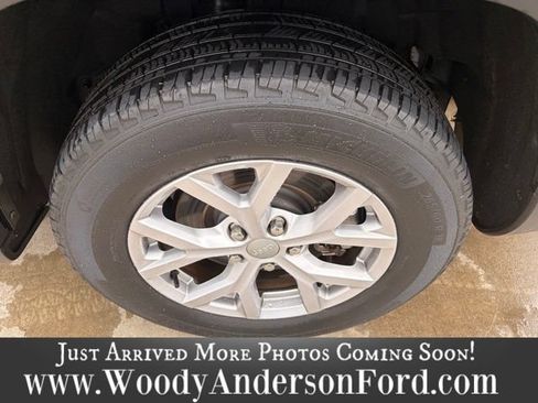 Used 2022 Jeep Grand Cherokee L Limited w/ Trailer Tow Group (B) AWD/4WD image 7