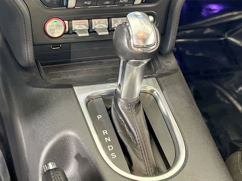 Used 2019 Ford Mustang GT Premium image 17