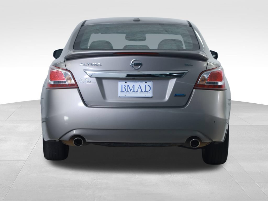 Used 2013 Nissan Altima 2.5 SL FWD image 11