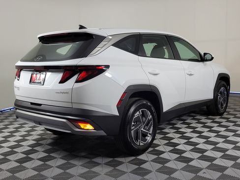 New 2026 Hyundai Tucson Blue SE AWD/4WD image 3