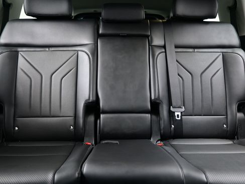 Used 2025 Hyundai Santa Fe XRT image 16