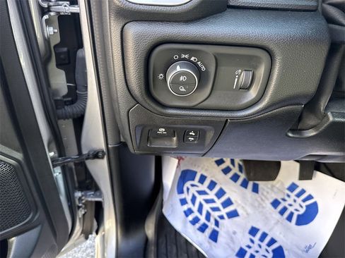 Used 2020 RAM 1500 Big Horn image 18
