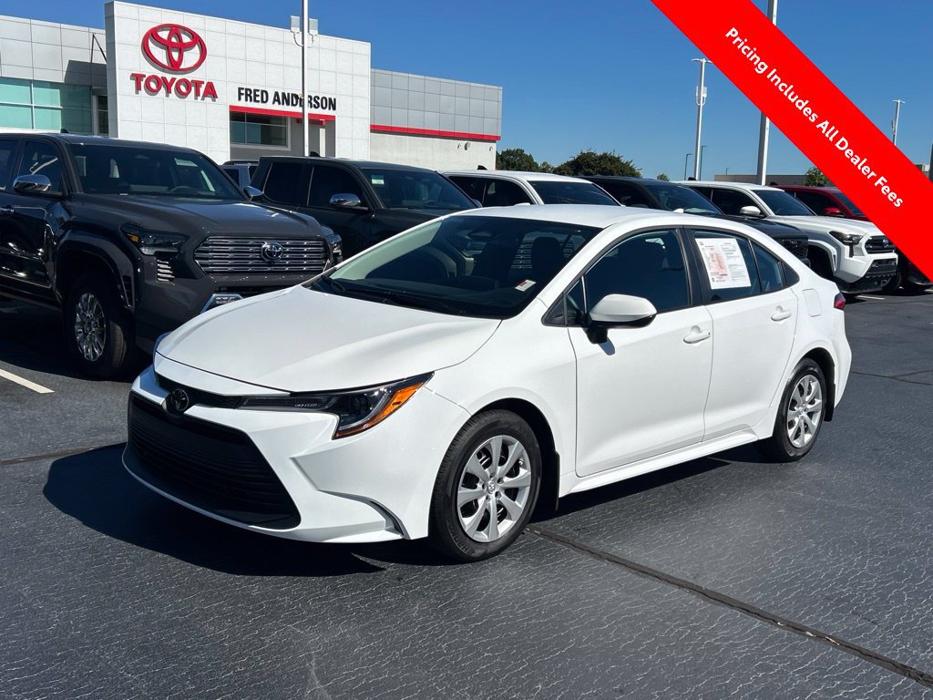 Used 2026 Toyota Corolla LE FWD image 1
