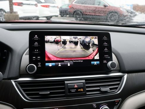 Certified 2018 Honda Accord EX image 20