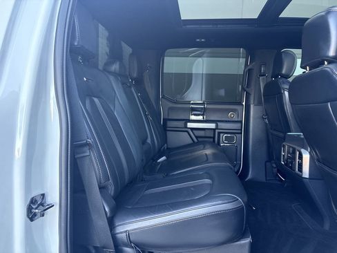 Used 2022 Ford F450 Platinum image 15