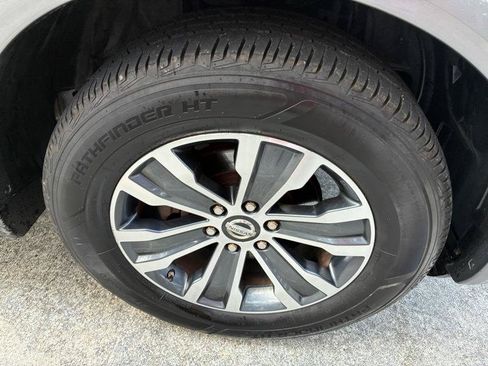 Used 2017 Nissan Armada SL w/ Technology Package RWD image 43