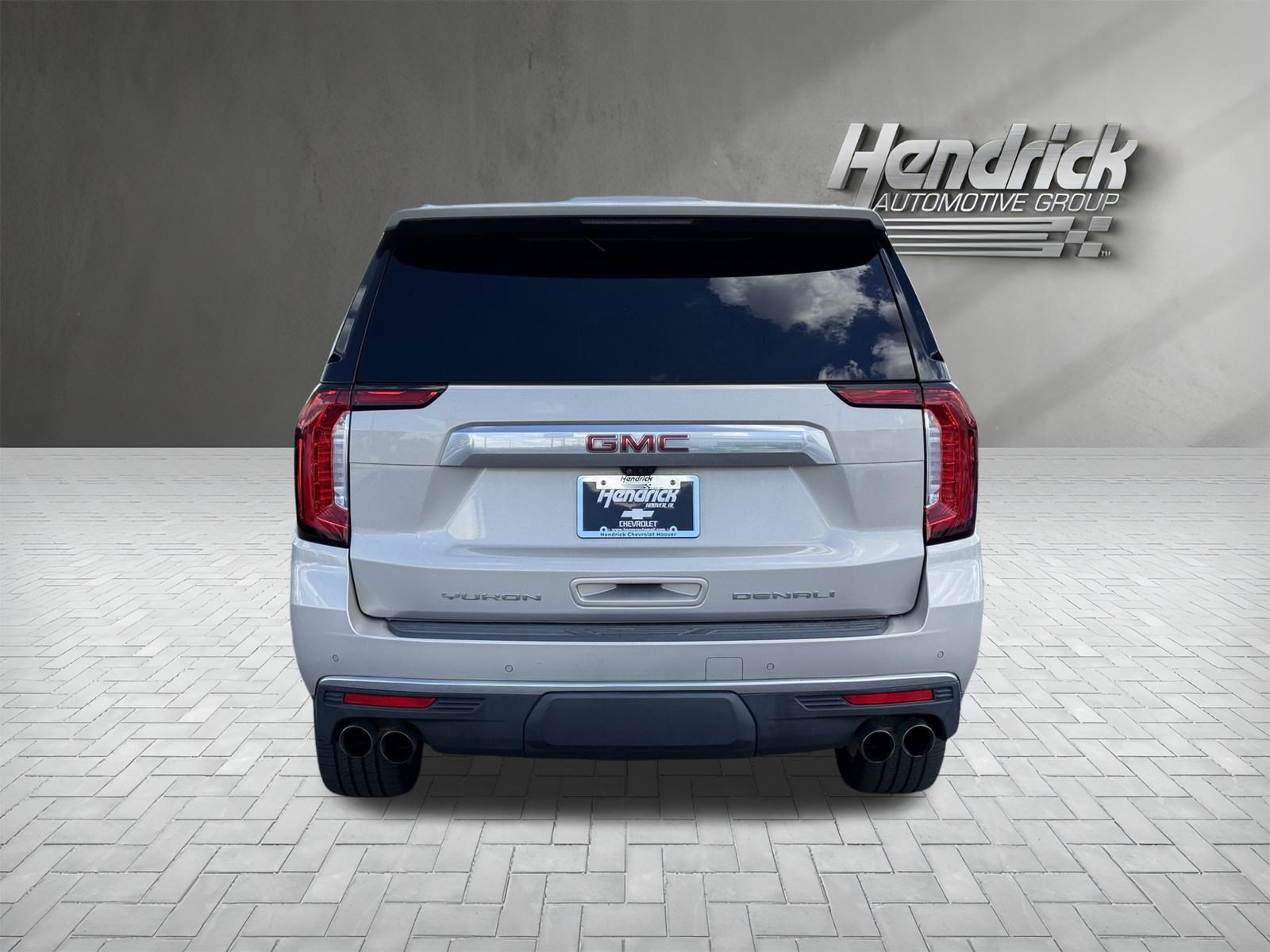 Used 2021 GMC Yukon Denali w/ Denali Premium Package RWD image 10