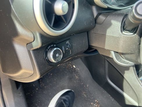 Used 2018 Chevrolet Sonic LT w/ Convenience Package image 14