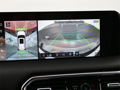 New 2025 Nissan Armada SL w/ Captain's Chari Seat Package image 23