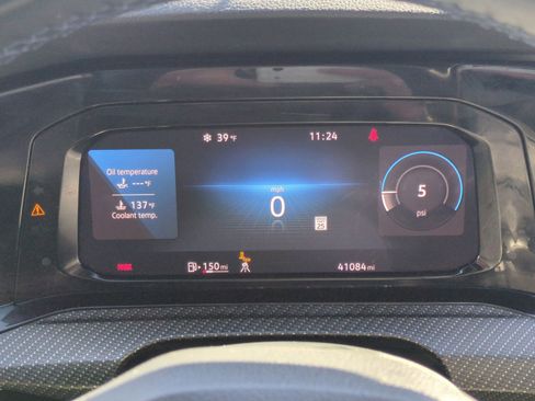 Used 2022 Volkswagen Golf R image 23