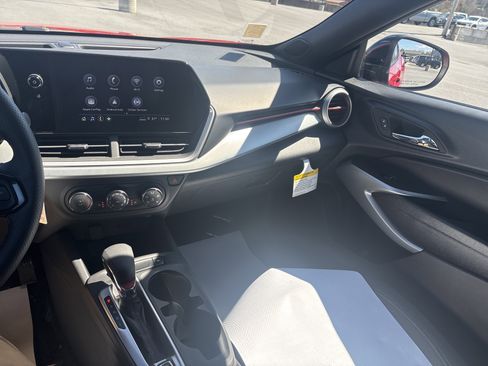 New 2026 Chevrolet Trax RS w/ Driver Confidence Package image 22