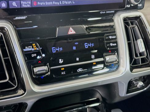 Used 2021 Kia Sorento SX Prestige AWD/4WD image 16