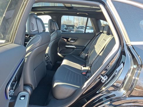 New 2026 Mercedes-Benz GLC 300 4MATIC image 8