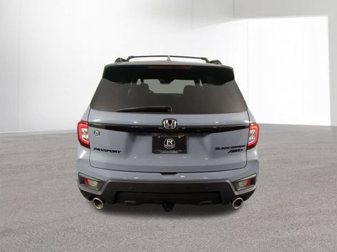 Used 2024 Honda Passport Black Edition image 14