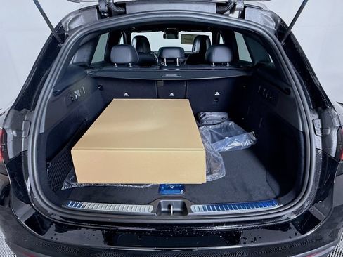 New 2026 Mercedes-Benz GLC 300 4MATIC image 25