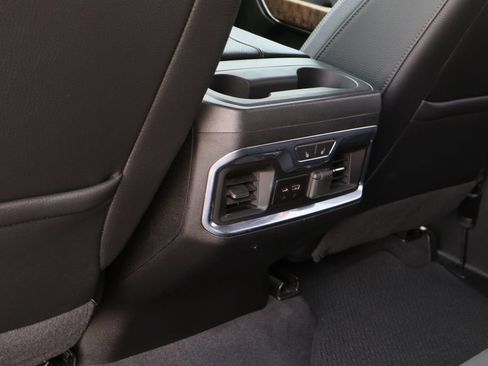 Certified 2022 GMC Sierra 3500 Denali w/ Technology Package AWD/4WD image 26