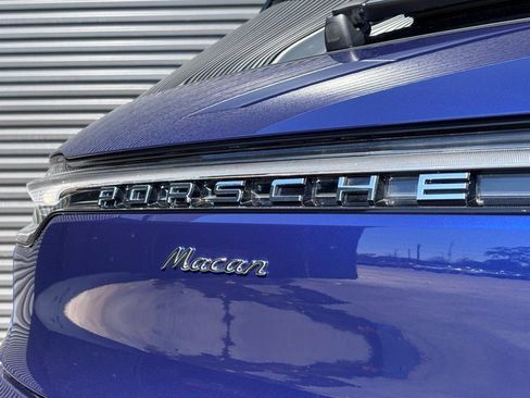 Certified 2026 Porsche Macan image 26