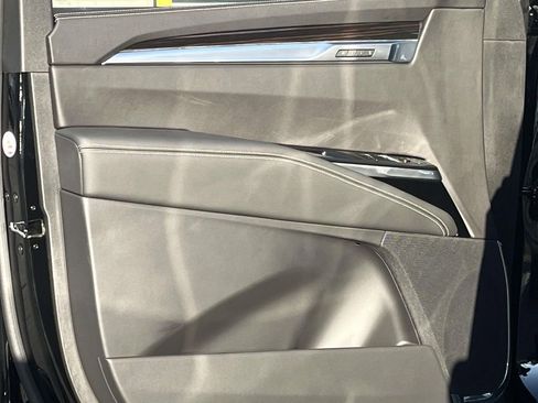 New 2026 Cadillac Escalade Luxury image 26