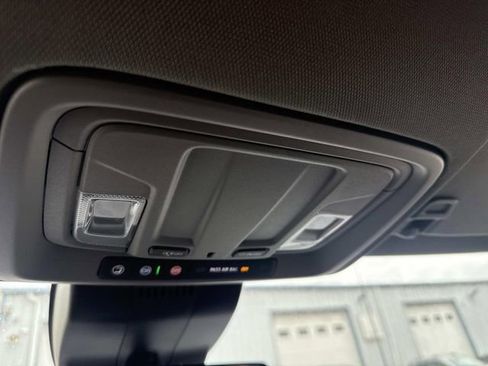 Used 2024 GMC Sierra 1500 Elevation AWD/4WD image 28