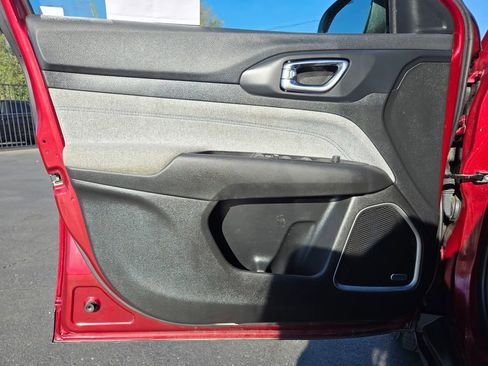 Used 2022 Jeep Compass Latitude w/ Sun and Sound Group image 25