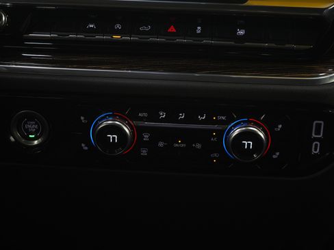 Used 2023 GMC Sierra 1500 Elevation AWD/4WD image 19