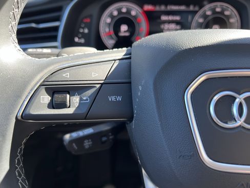 Used 2025 Audi Q7 3.0T Premium Plus w/ Premium Plus Package image 19