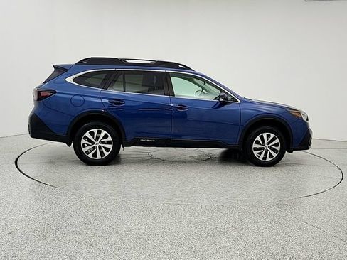 Used 2020 Subaru Outback Premium w/ Popular Package #1 AWD/4WD image 4