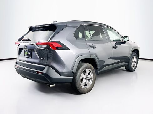 Used 2025 Toyota RAV4 XLE FWD image 9