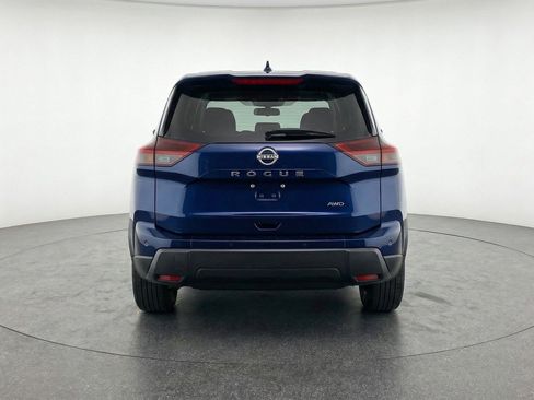 Used 2025 Nissan Rogue SV FWD image 7