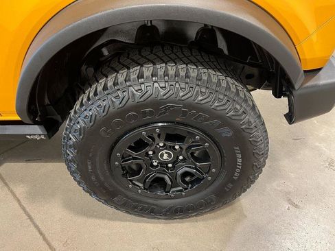 Used 2022 Ford Bronco Wildtrak image 41