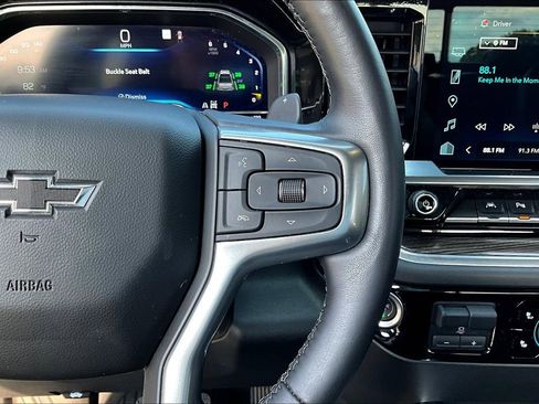 Used 2022 Chevrolet Silverado 1500 RST image 12