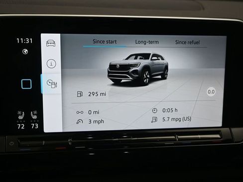 Used 2025 Volkswagen Atlas Cross Sport SE image 11