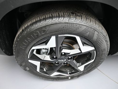 New 2026 Kia Seltos S AWD/4WD image 12