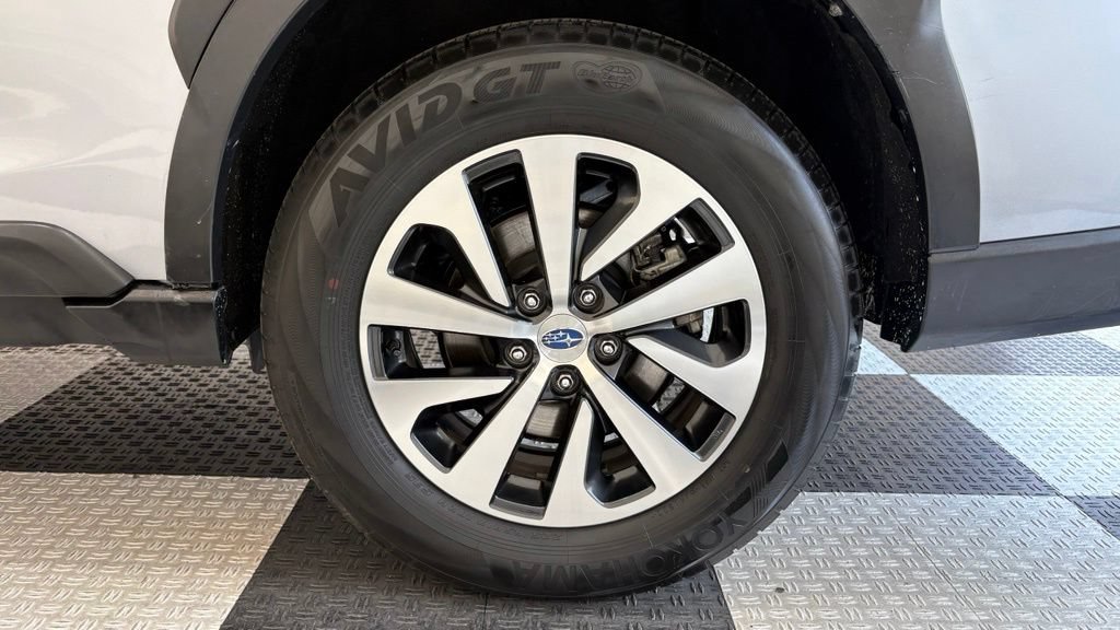 Used 2023 Subaru Outback Premium AWD/4WD image 13