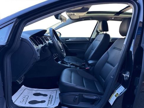 Used 2019 Volkswagen Golf Alltrack SE image 10