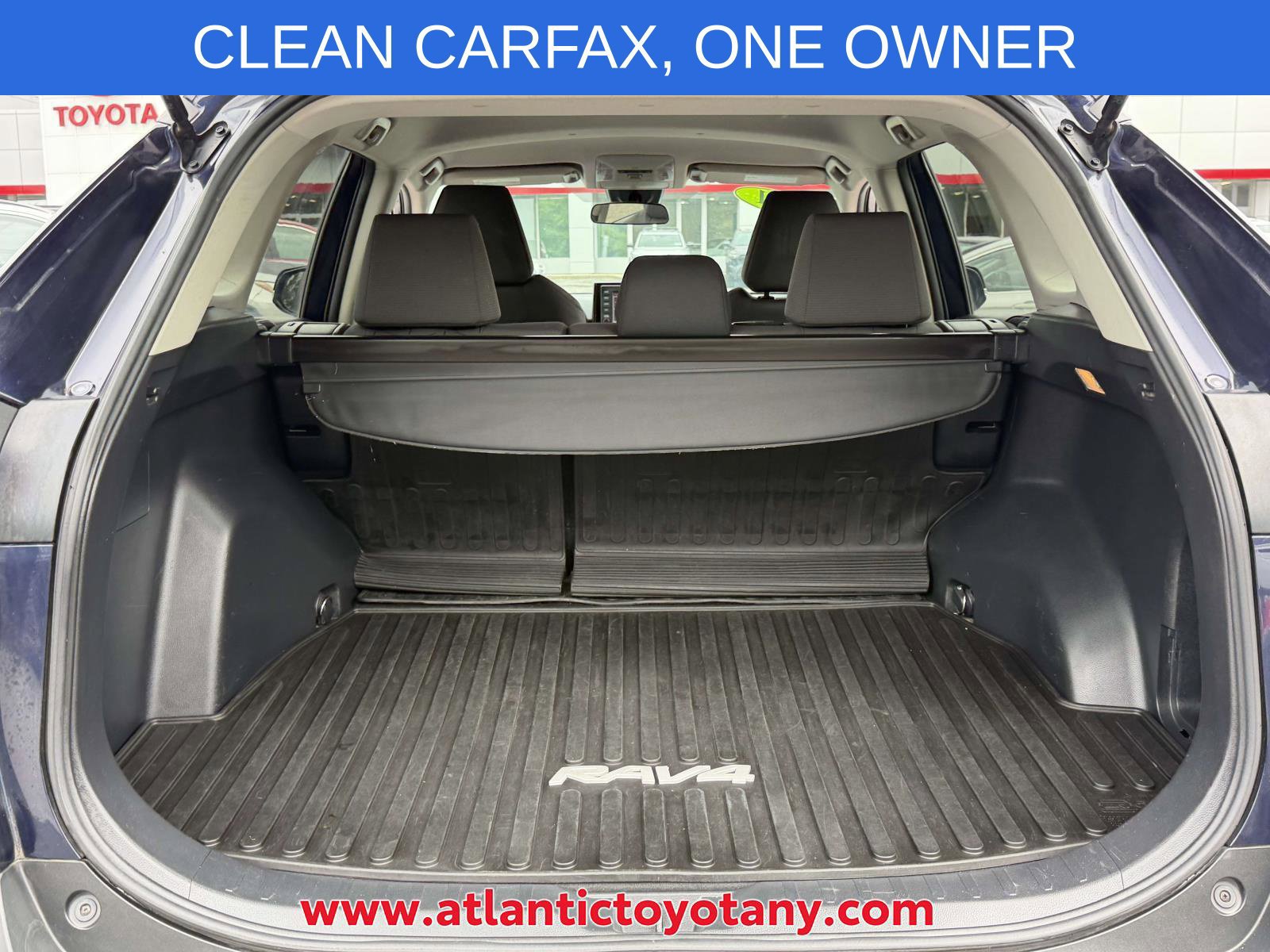 Used 2021 Toyota RAV4 XLE AWD/4WD image 13