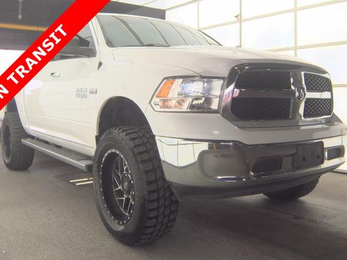 Used 2017 RAM 1500 Classic SLT AWD/4WD image 3