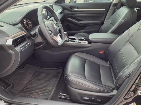 Used 2022 Nissan Altima 2.5 SL FWD image 12