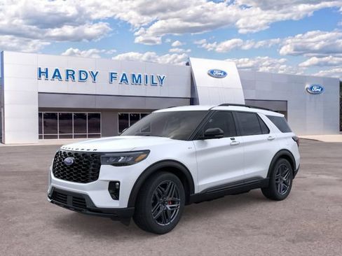 New 2026 Ford Explorer ST-Line w/ ST-Line Street Pack RWD image 1